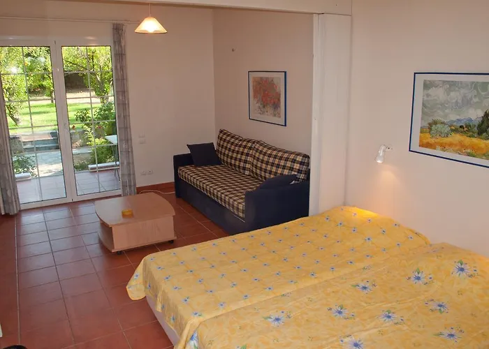 Aparthotel Inglessata Rose