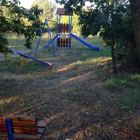 מלון דירות Inglessata Rose סבורונטה