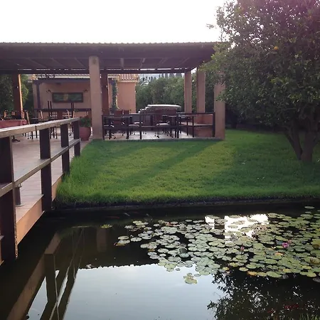 Inglessata Rose מלון דירות 3*