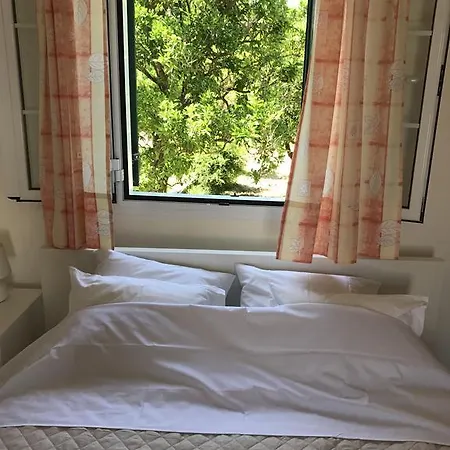 Inglessata Rose Aparthotel