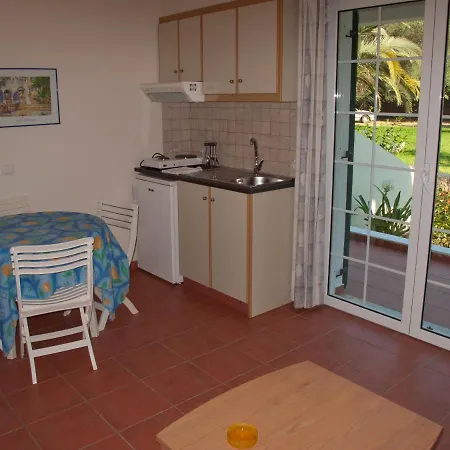 Aparthotel Inglessata Rose *
