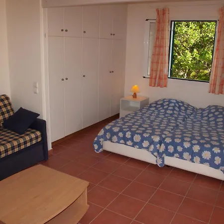 Aparthotel Inglessata Rose Svoronata